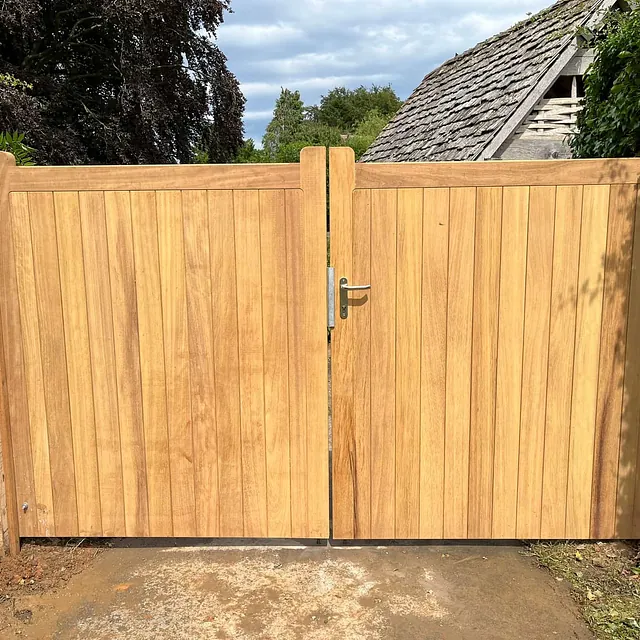 timber gate